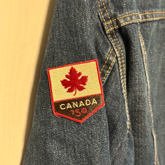 Levi’s Canada 150th Anniversary Denim Jacket - Picture 3 of 3